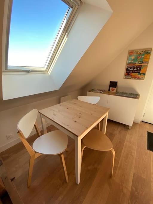 Chez Mathilde Studio Calais Nord Citadelle ภายนอก รูปภาพ